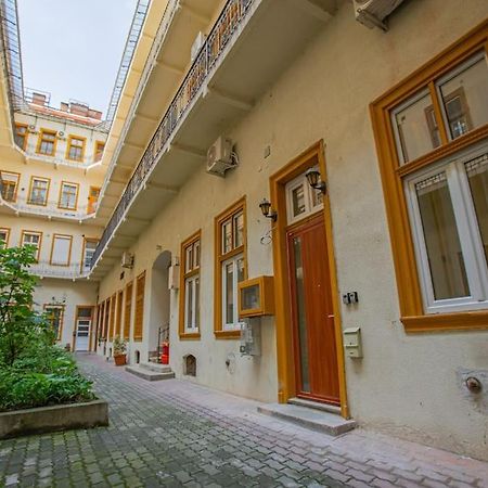 Cute Gallery Flat In Dob Str, Mars บูดาเปสต์ ภายนอก รูปภาพ