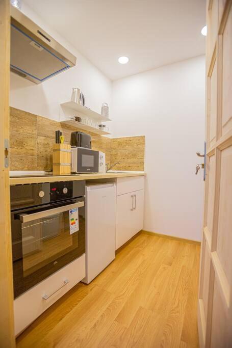 Cute Gallery Flat In Dob Str, Mars บูดาเปสต์ ภายนอก รูปภาพ